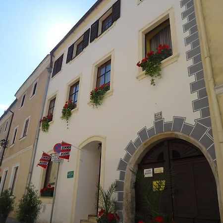 Gaestehaus Auf Der Kunstmeile Krems an der Donau Exterior photo